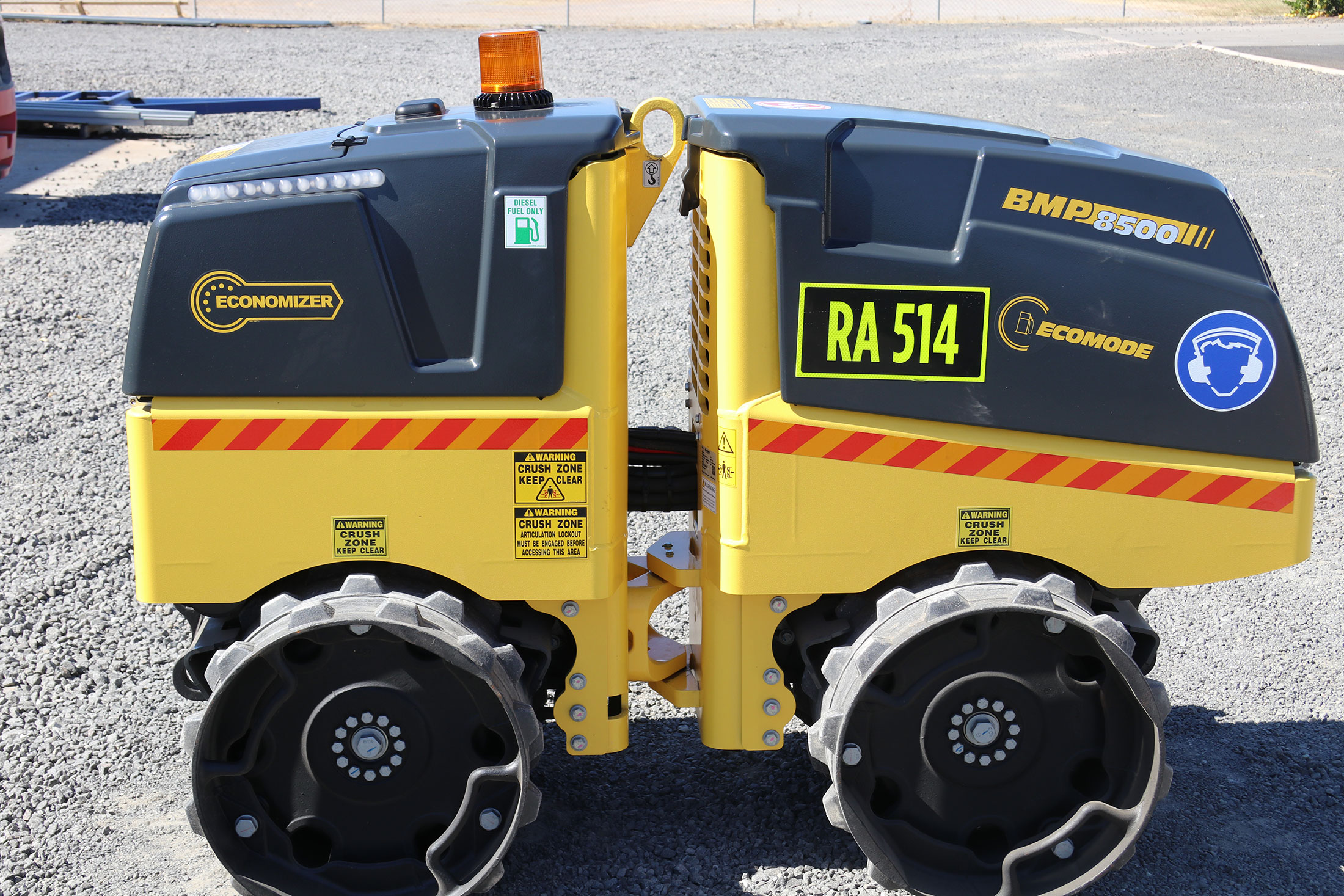 Machine Specifications - Bomag BMP 8500 Trench Roller - Rollers Queensland